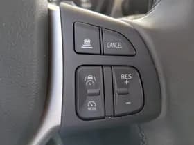 Suzuki S-CROSS thumbnail 18