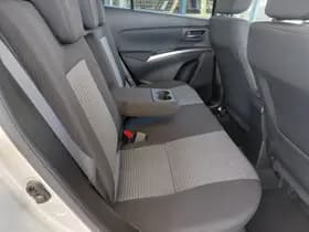 Suzuki S-CROSS thumbnail 24