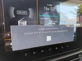 Suzuki S-CROSS thumbnail 4