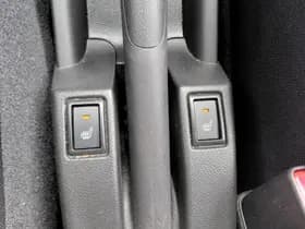 Suzuki Swift thumbnail 6