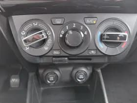 Suzuki Swift thumbnail 10