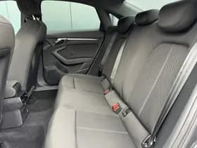 Audi A3 Limousine 30 TFSI Automaat * Carplay * Optiek Zwart * Parkeersensoren * thumbnail 12