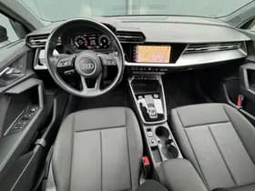 Audi A3 Limousine 30 TFSI Automaat * Carplay * Optiek Zwart * Parkeersensoren * thumbnail 3