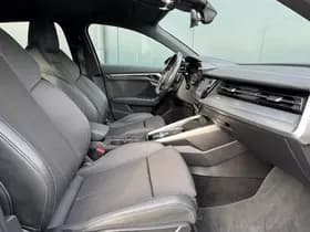 Audi A3 Sportback 30 TFSI S-line edition * Navigatie * Parkeersensoren * Audi Sound * thumbnail 29