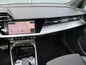 Audi A3 Sportback 30 TFSI S-line edition * Navigatie * Parkeersensoren * Audi Sound * thumbnail 41