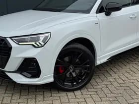 Audi Q3 35 TFSI S Line Edition * Panorama * Trekhaak * Stoelverwarming * Camera * thumbnail 23