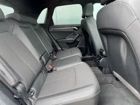 Audi Q3 35 TFSI S Line Edition * Panorama * Trekhaak * Stoelverwarming * Camera * thumbnail 27