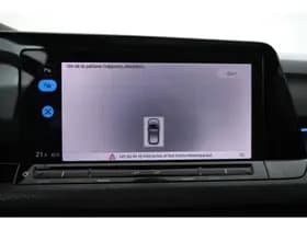 Volkswagen Golf thumbnail 39