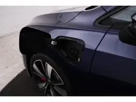 Volkswagen Golf thumbnail 53