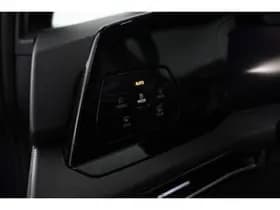 Volkswagen Golf thumbnail 65