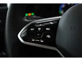 Volkswagen Golf thumbnail 66