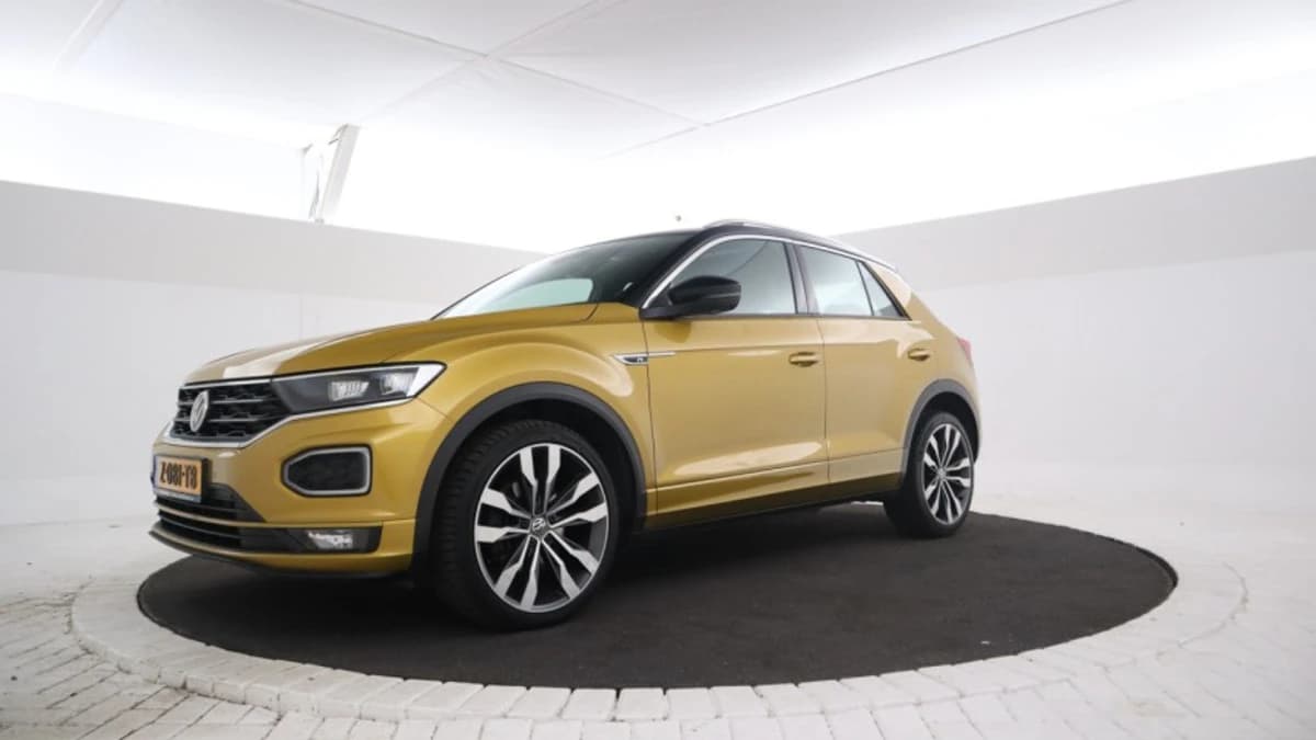 Volkswagen T-Roc — foto 1