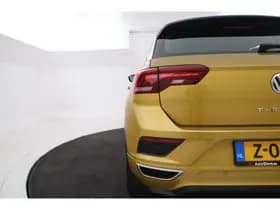 Volkswagen T-Roc thumbnail 13