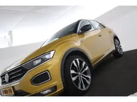 Volkswagen T-Roc thumbnail 14