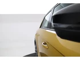 Volkswagen T-Roc thumbnail 16