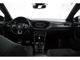 Volkswagen T-Roc thumbnail 19