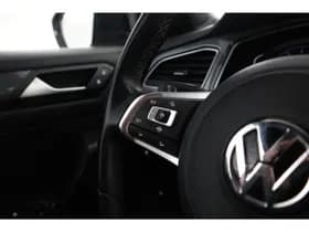 Volkswagen T-Roc thumbnail 34