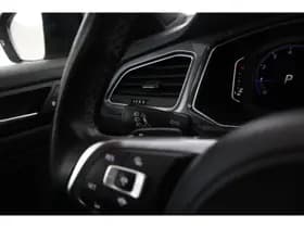 Volkswagen T-Roc thumbnail 36