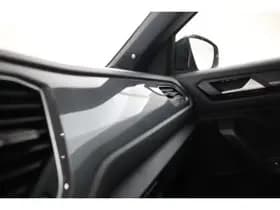 Volkswagen T-Roc thumbnail 79