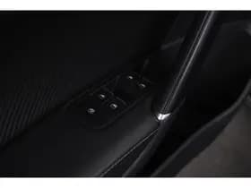 Volkswagen Golf thumbnail 14