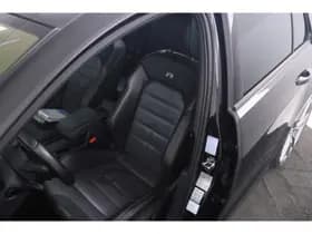 Volkswagen Golf thumbnail 17