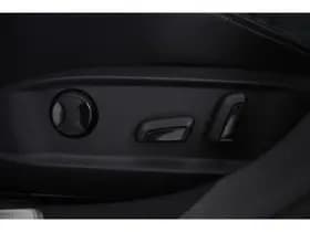 Volkswagen Golf thumbnail 19