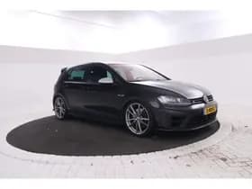 Volkswagen Golf thumbnail 4