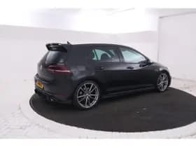 Volkswagen Golf thumbnail 36