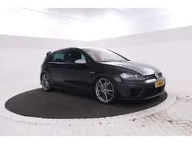 Volkswagen Golf thumbnail 38