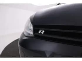 Volkswagen Golf thumbnail 40