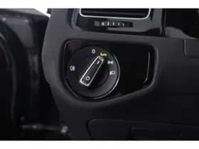 Volkswagen Golf thumbnail 54