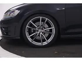 Volkswagen Golf thumbnail 8