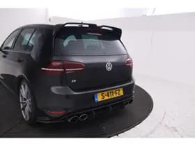 Volkswagen Golf thumbnail 10