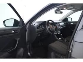 Volkswagen T-Roc thumbnail 12