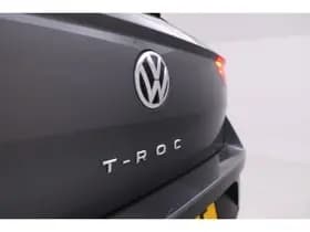 Volkswagen T-Roc thumbnail 35
