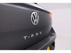 Volkswagen T-Roc thumbnail 9