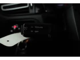 Porsche Macan thumbnail 35