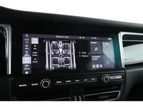 Porsche Macan thumbnail 41