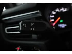 Porsche Macan thumbnail 89