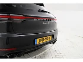 Porsche Macan thumbnail 10