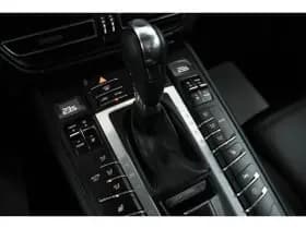 Porsche Macan thumbnail 97