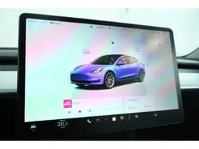 Tesla Model 3 thumbnail 25