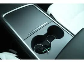 Tesla Model 3 thumbnail 30