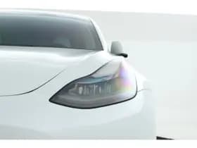 Tesla Model 3 thumbnail 41