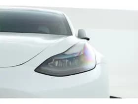 Tesla Model 3 thumbnail 7