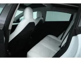 Tesla Model 3 thumbnail 67