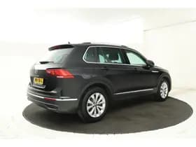 Volkswagen Tiguan thumbnail 2