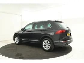 Volkswagen Tiguan thumbnail 3