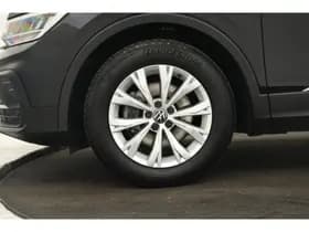 Volkswagen Tiguan thumbnail 8