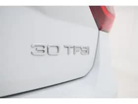 Audi Q2 thumbnail 10